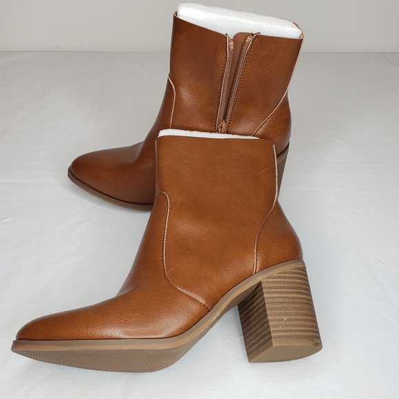 Universal Thread Cleo Heeled Ankle Boot size 9 - Picture 5 of 13